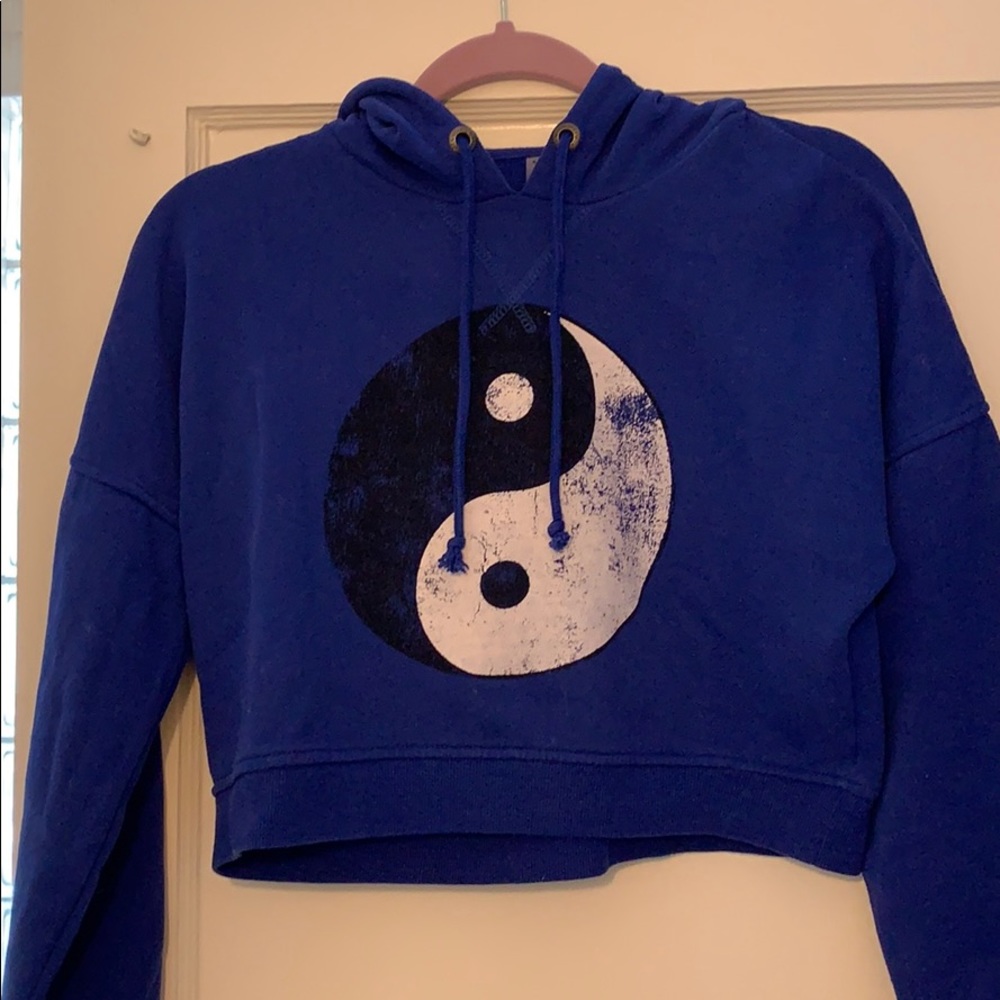 LA Hearts Cropped Yin Yang Hoodie